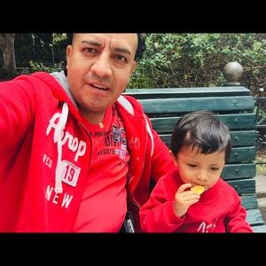 Meet your Posher, Claudio